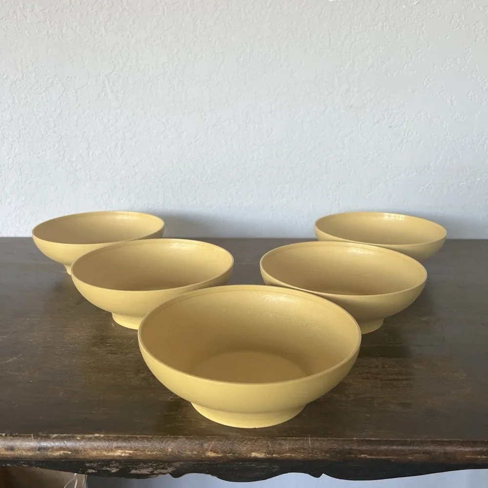 Set of 5 Tupperware Harvest Gold Yellow Cereal Salad Bowls 890 Vintage Stackable